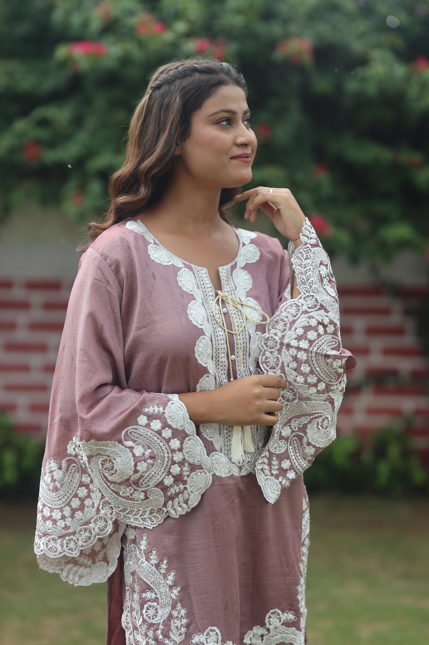 Shimmer Fabric Three-Piece Set with Bell Bottom Sleeves & U-Shape Pattern