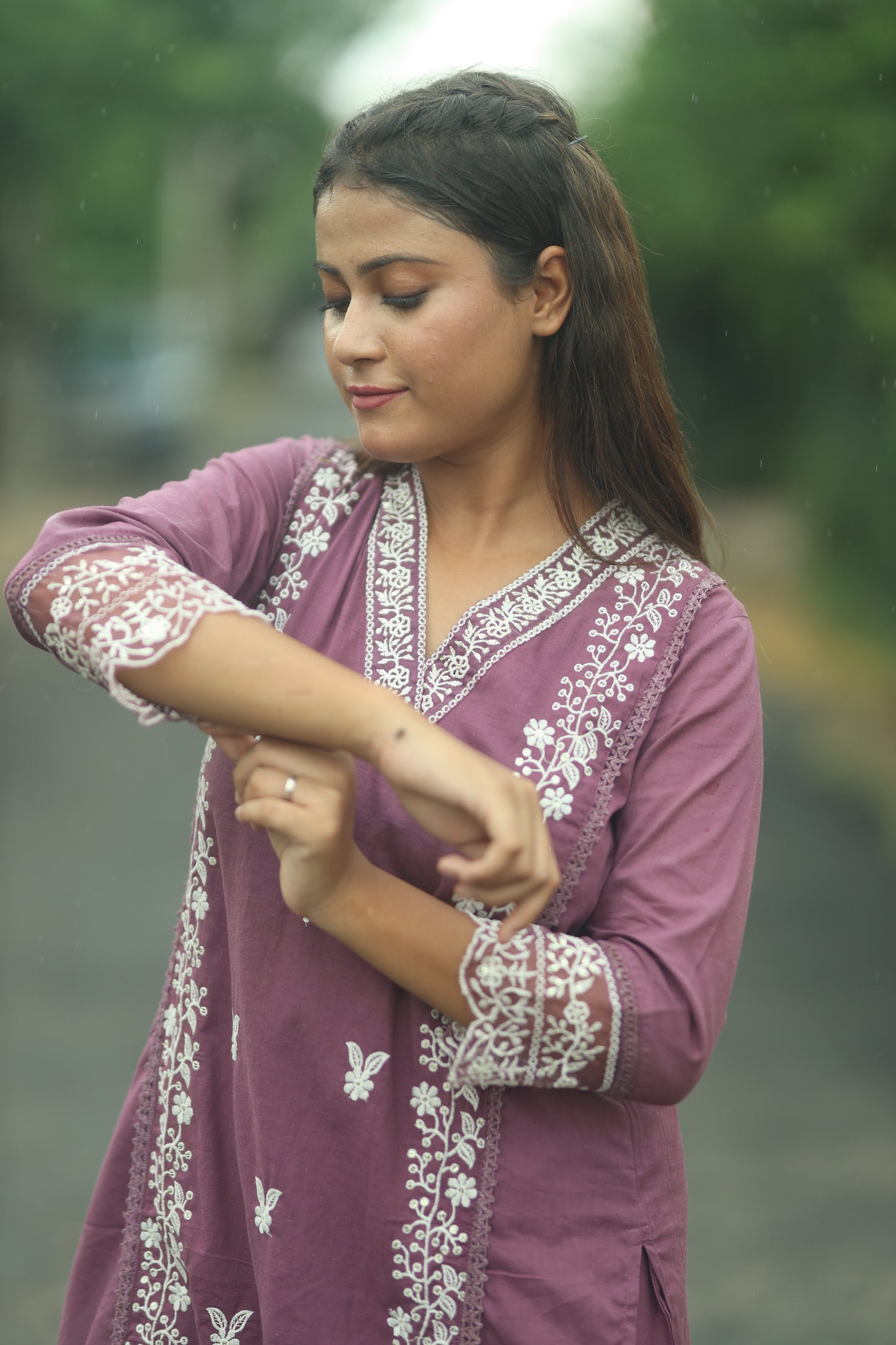 Women’s Pakistani Cotton Three-Piece Suit with Tissue Dupatta