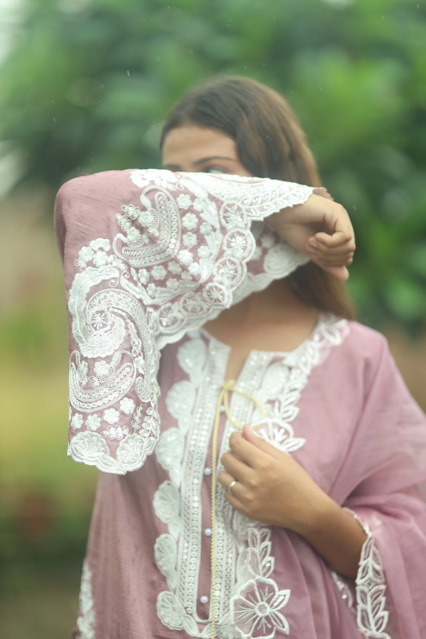 Shimmer Fabric Three-Piece Set with Bell Bottom Sleeves & U-Shape Pattern