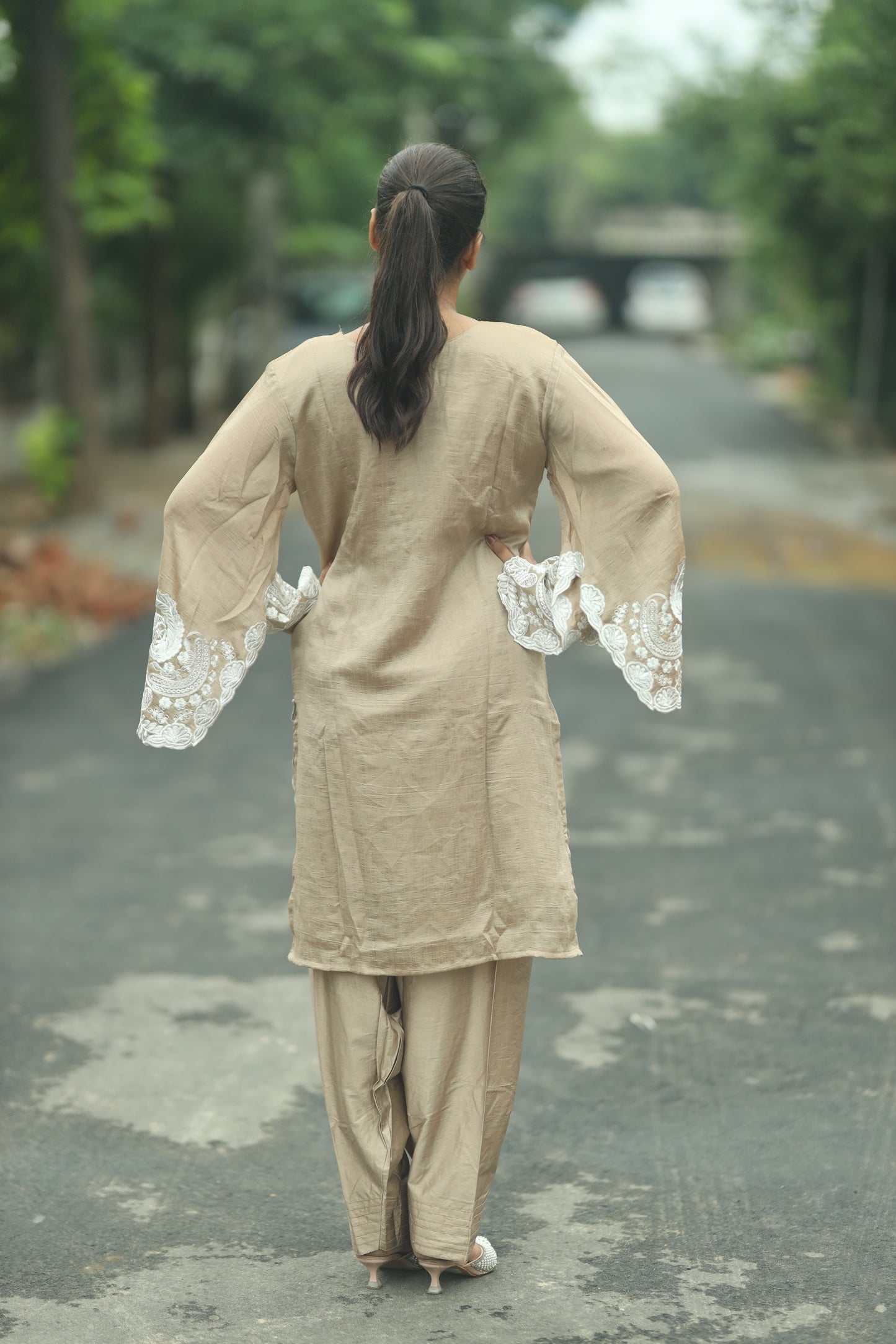 Shimmer Fabric Three-Piece Set with Bell Bottom Sleeves & U-Shape Pattern